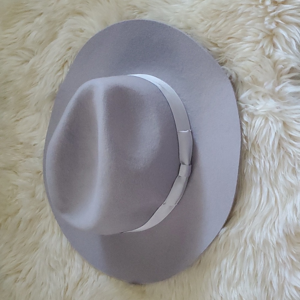 Lack of Color hat M/L